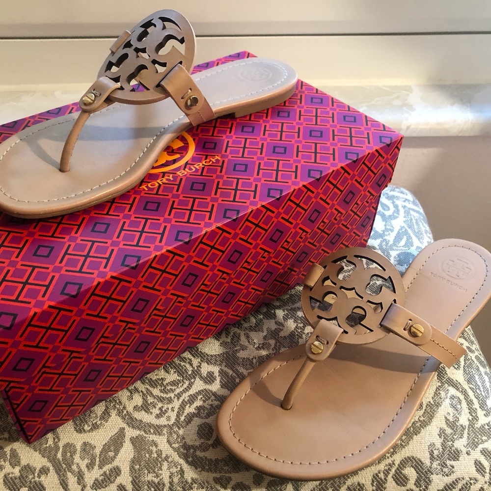 Tory Burch Miller Sandals Makeup/ Blush color Sz 8